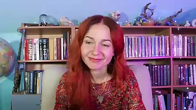 Snapshot of Foxilady357 chatting on 4, 11, 2025 Foxilady357 online show from 4, 11, 2025