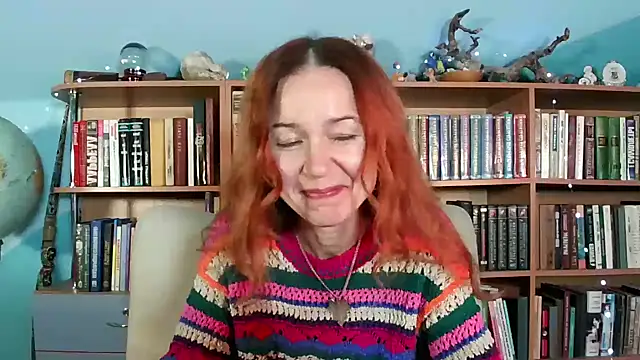 Snapshot of Foxilady357 chatting on 5, 12, 2025 Foxilady357 online show from 5, 12, 2025