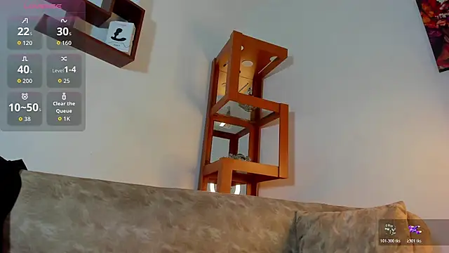 LoganTwink18 online show from 27, 11, 2025