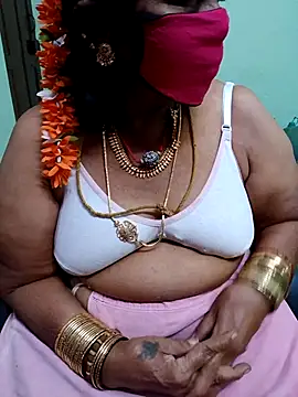 Snapshot of amuthasree chatting on 10, 9, 2025 amuthasree online show from 10, 9, 2025