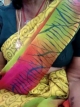 Snapshot of amuthasree chatting on 15, 9, 2025 amuthasree online show from 15, 9, 2025