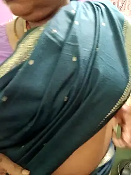 Snapshot of amuthasree chatting on 23, 9, 2025 amuthasree online show from 23, 9, 2025