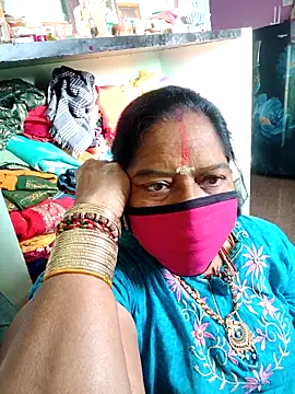 Snapshot of amuthasree chatting on 28, 9, 2025 amuthasree online show from 28, 9, 2025