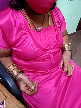 Snapshot of amuthasree chatting on 15, 10, 2025 amuthasree online show from 15, 10, 2025