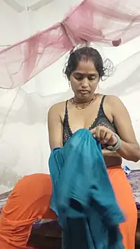 Guriya0076 online show from 13, 7, 2026