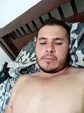 Snapshot of santiii___12 chatting on 16, 11, 2025 santiii 12 online show from 16, 11, 2025