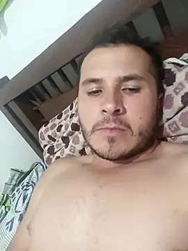 Snapshot of santiii___12 chatting on 18, 11, 2025 santiii 12 online show from 18, 11, 2025