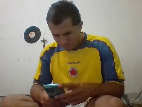 santiii   12 online show from 5, 2, 2026