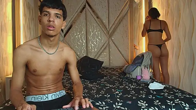 Hotcouple 222 online show from 15, 1, 2026