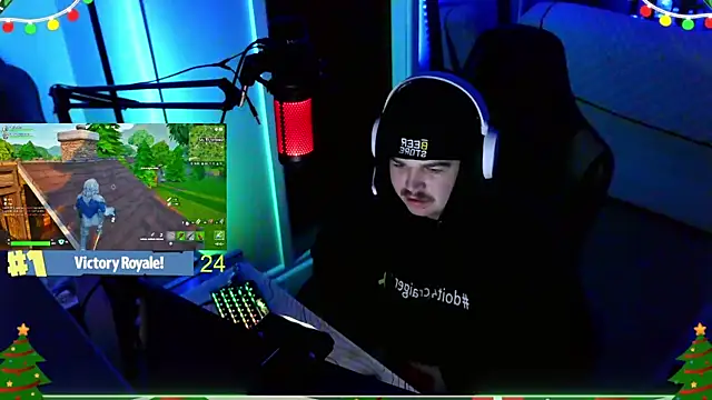 Snapshot of Bigboyballen chatting on 15, 12, 2025 Bigboyballen online show from 15, 12, 2025