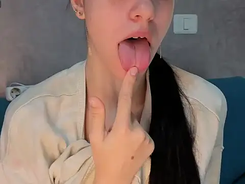 Pisypussy online show from 21, 10, 2025