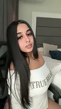 Snapshot of LilMisIndianx chatting on 7, 5, 2026 LilMisIndianx online show from 7, 5, 2026