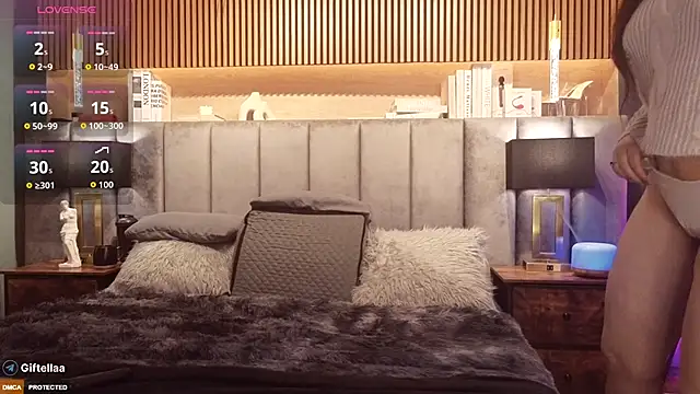 Snapshot of Angelina_Dior chatting on 22, 9, 2025 Angelina Dior online show from 22, 9, 2025