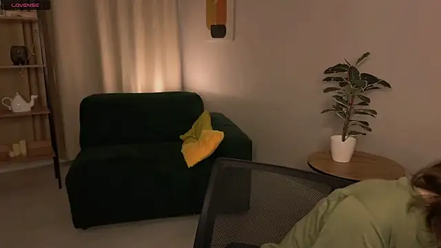 Dilara xBaby online show from 31, 3, 2026