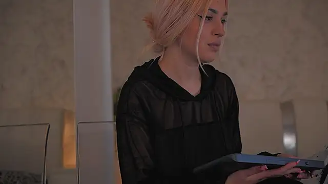 daisyblushh online show from 2, 2, 2026