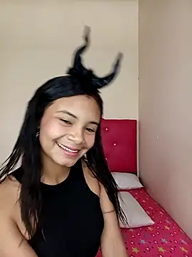 liz7skinny online show from 8, 9, 2025