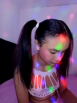 liz7skinny online show from 23, 3, 2026