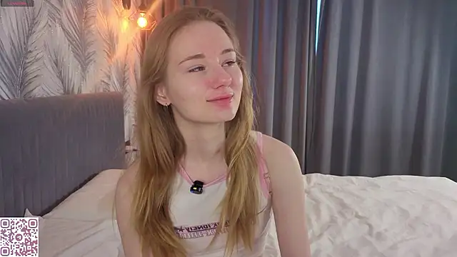 ElvinaRose online show from 9, 3, 2026