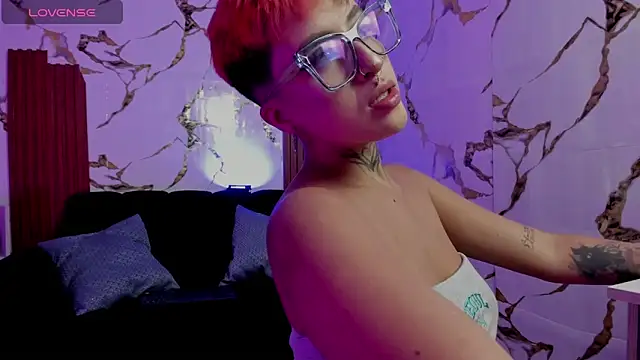 Rebeka-baker online show from 23, 9, 2025