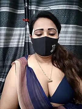 Snapshot of Mow_955 chatting on 17, 12, 2025 Mow 955 online show from 17, 12, 2025