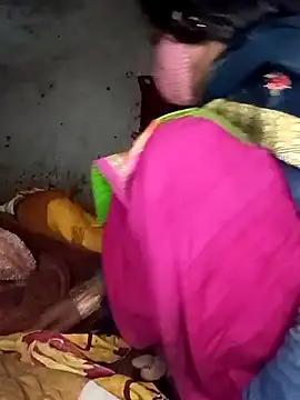 Snapshot of Babhi_Love chatting on 4, 12, 2025 Babhi Love online show from 4, 12, 2025