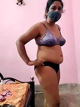 Snapshot of Rupali201 chatting on 29, 9, 2025 Rupali201 online show from 29, 9, 2025