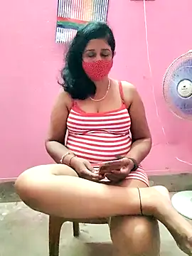 Snapshot of Rupali201 chatting on 8, 10, 2025 Rupali201 online show from 8, 10, 2025