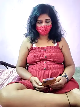 Snapshot of Rupali201 chatting on 3, 11, 2025 Rupali201 online show from 3, 11, 2025