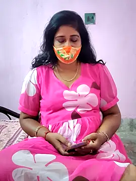 Snapshot of Rupali201 chatting on 13, 11, 2025 Rupali201 online show from 13, 11, 2025