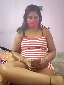 Snapshot of Rupali201 chatting on 3, 12, 2025 Rupali201 online show from 3, 12, 2025