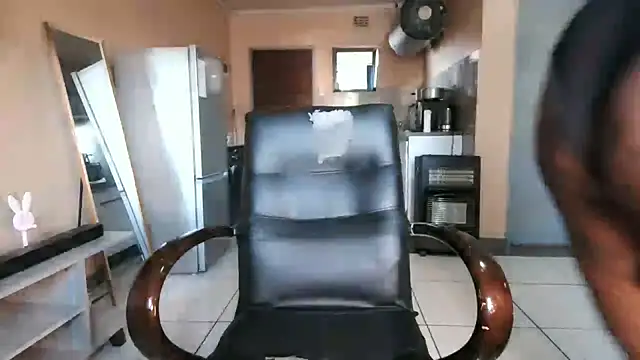 BusybooobsXXX3 online show from 11, 10, 2025