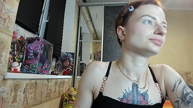 Snapshot of WatsonMi chatting on 7, 5, 2026 WatsonMi online show from 7, 5, 2026