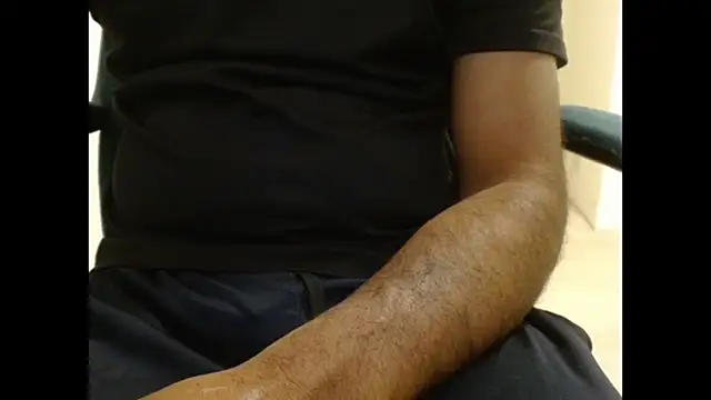 Snapshot of pranastro00 chatting on 12, 11, 2025 pranastro00 online show from 12, 11, 2025