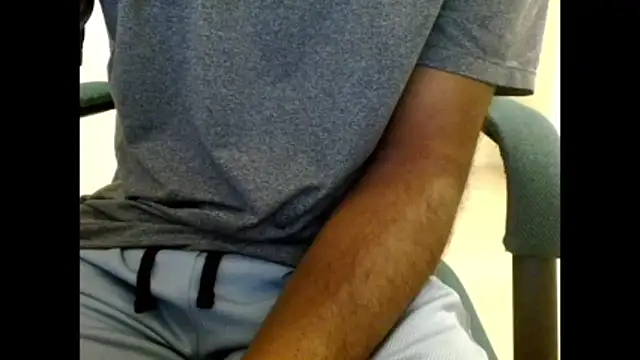 Snapshot of pranastro00 chatting on 17, 11, 2025 pranastro00 online show from 17, 11, 2025