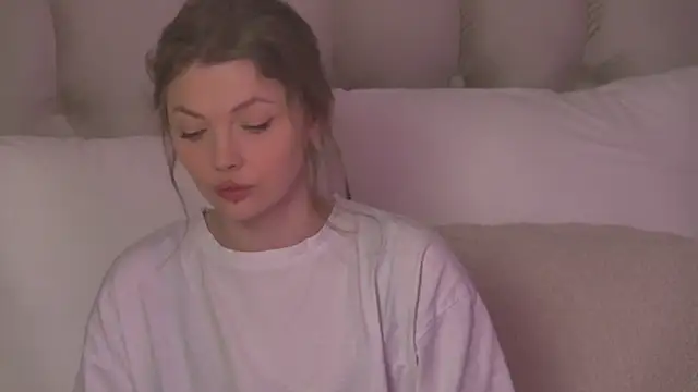 Snapshot of miamunn chatting on 18, 5, 2026 miamunn online show from 18, 5, 2026