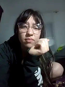 Snapshot of lareinalareinadelanal chatting on 24, 9, 2025 lareinalareinadelanal online show from 24, 9, 2025