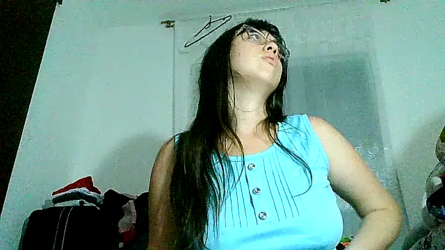 Snapshot of lareinalareinadelanal chatting on 27, 9, 2025 lareinalareinadelanal online show from 27, 9, 2025