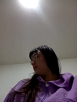 Snapshot of lareinalareinadelanal chatting on 2, 10, 2025 lareinalareinadelanal online show from 2, 10, 2025