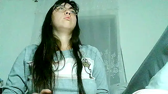 Snapshot of lareinalareinadelanal chatting on 8, 10, 2025 lareinalareinadelanal online show from 8, 10, 2025