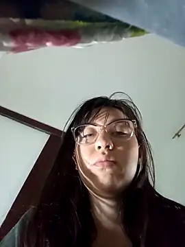 Snapshot of lareinalareinadelanal chatting on 10, 10, 2025 lareinalareinadelanal online show from 10, 10, 2025