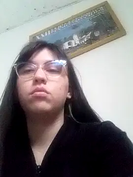 Snapshot of lareinalareinadelanal chatting on 17, 10, 2025 lareinalareinadelanal online show from 17, 10, 2025