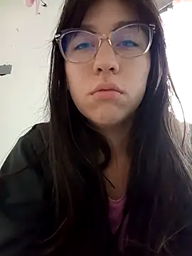 Snapshot of lareinalareinadelanal chatting on 24, 10, 2025 lareinalareinadelanal online show from 24, 10, 2025