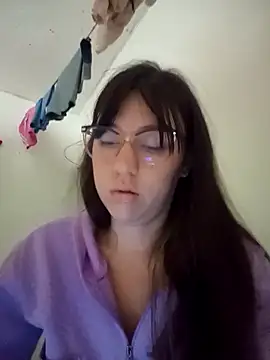 Snapshot of lareinalareinadelanal chatting on 29, 10, 2025 lareinalareinadelanal online show from 29, 10, 2025