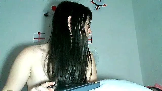 Snapshot of lareinalareinadelanal chatting on 17, 12, 2025 lareinalareinadelanal online show from 17, 12, 2025