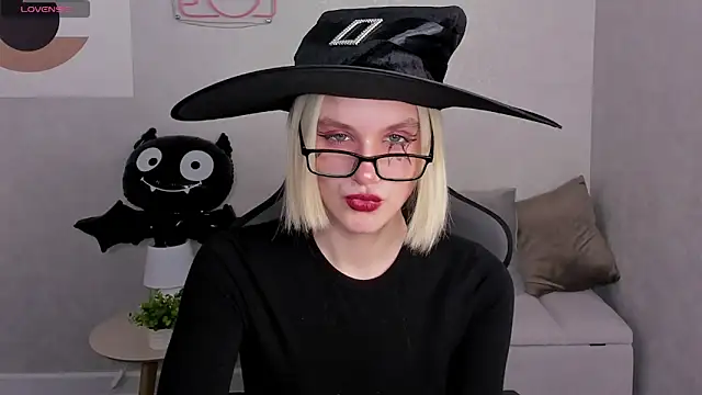 Carolin Miller online show from 28, 10, 2025