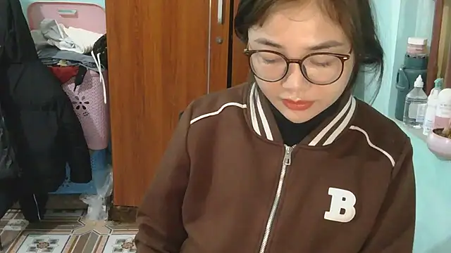 Uhem112 online show from 20, 11, 2025