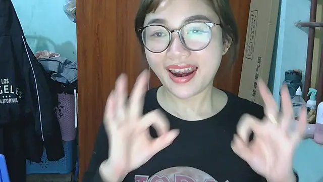 Uhem112 online show from 17, 12, 2025