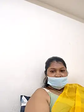 Snapshot of tamil_Miraclequeen chatting on 10, 11, 2025 tamil Miraclequeen online show from 10, 11, 2025