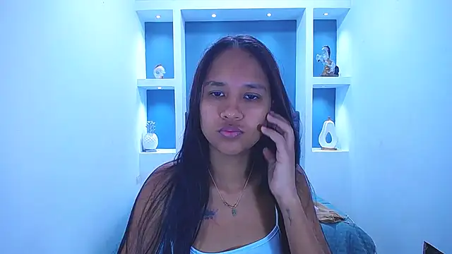 LauraMossart online show from 2, 12, 2025