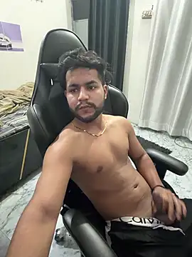 Kartikkartik8595 online show from 12, 4, 2026